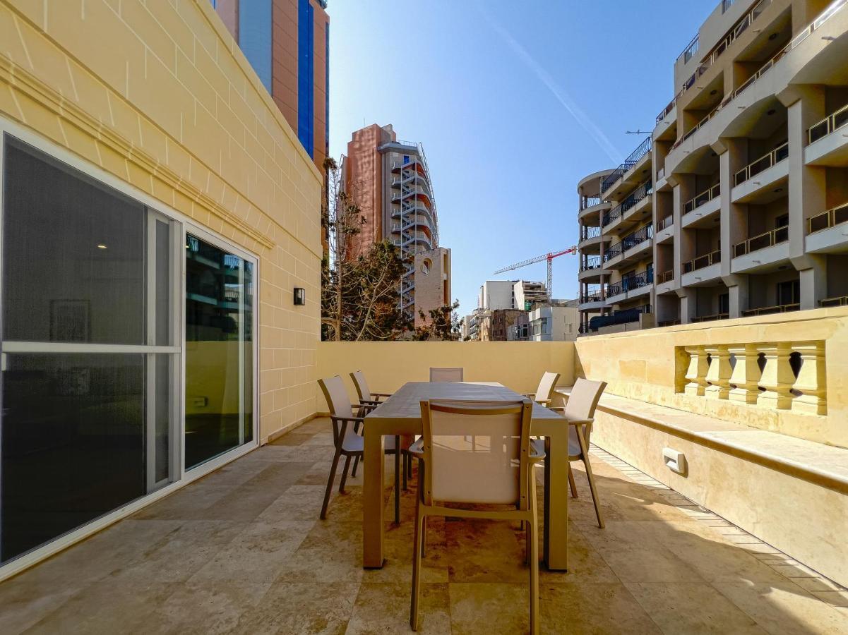 21 Townhouse In St Julians Apartment Saint Julian's ภายนอก รูปภาพ